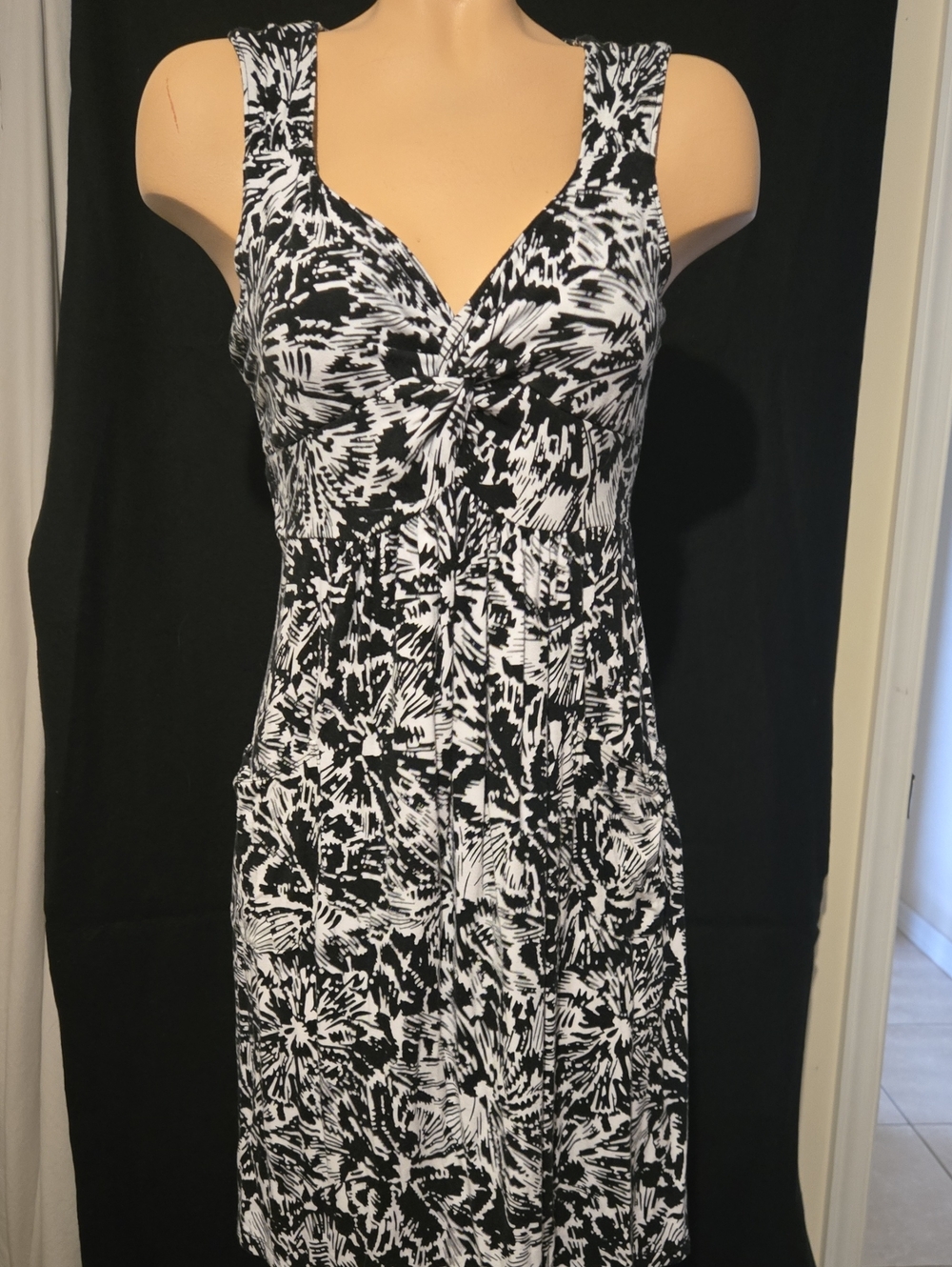 Style & co Black And White sleeveless dress